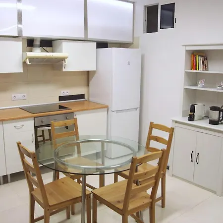 Apartamento Super Sótano En Playa Canteras ! !
