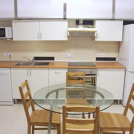 Apartamento Super Sótano En Playa Canteras ! ! *